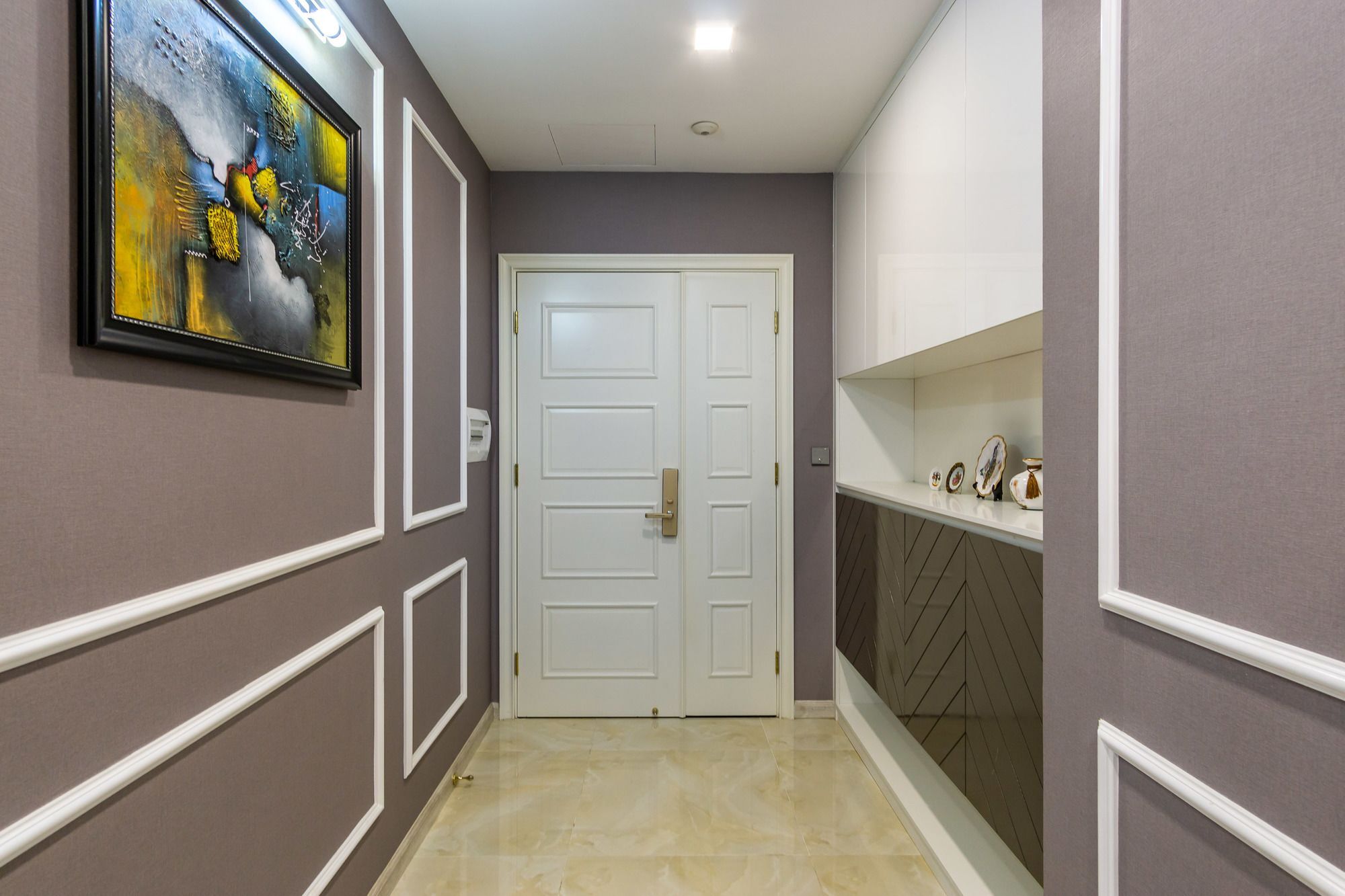 Urban House Saigon - Golden River *